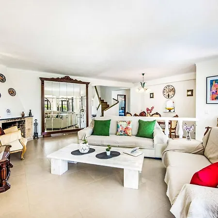 Toad Hall Gale (Albufeira)